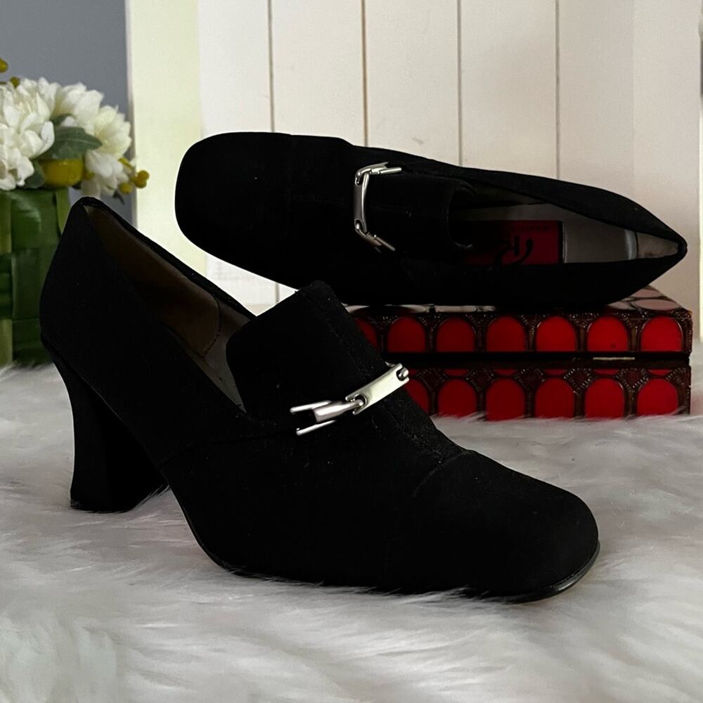 NEW Phyllis Poland Classic Buckle Link Loafer Square Toe Chunky Stacked Heel L…